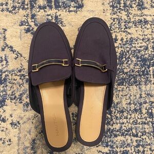 Nautica Women's Dark Loafers with Gold Accent